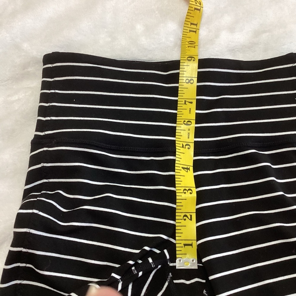 Athleta Black and White Striped Leggings XS Nylon/Spandex - Picture 6 of 9